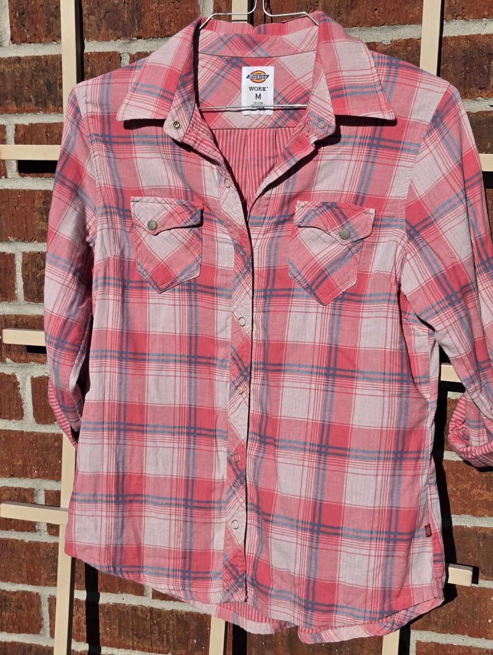 Women’s Dickies WorkDouble Layer Pink Check Snap Button Ling Sleeve Shirt Medium